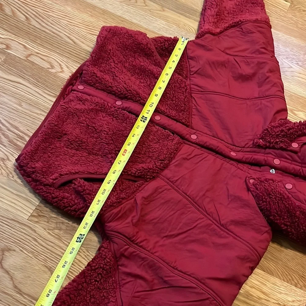 NWT Free People Movement Adventure Awaits Fleece Sherpa Jacket in Red Wine XS